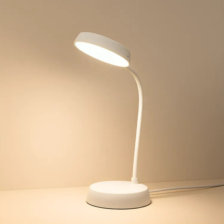 luminaria-abajur-de-mesa-led-flexivel-branco-modernize-foto-luminaria-com-fundo-neutro