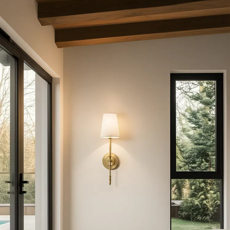 Luminaria-abajur-de-parede-arandela-led-versailles-modernize-foto-iluminando-ambiente-moderno-bege-neutro