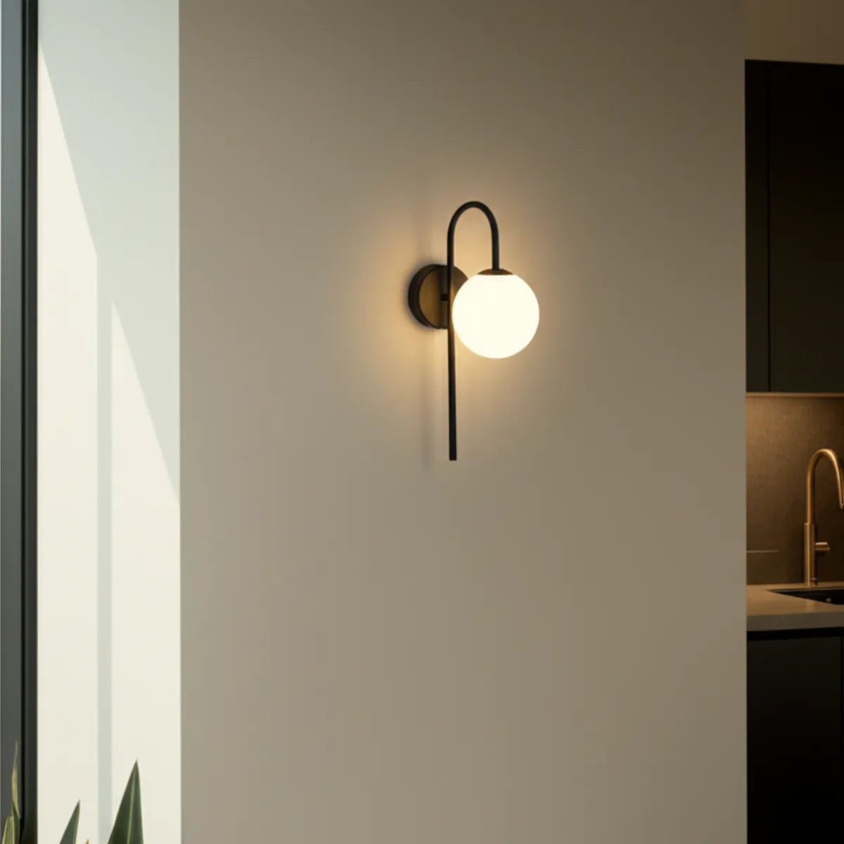 luminaria-de-parede-arandela-led-perola-pendente-preta-modernize-foto-lateral-arandela-perola-em-parede-lisa-casa-moderna