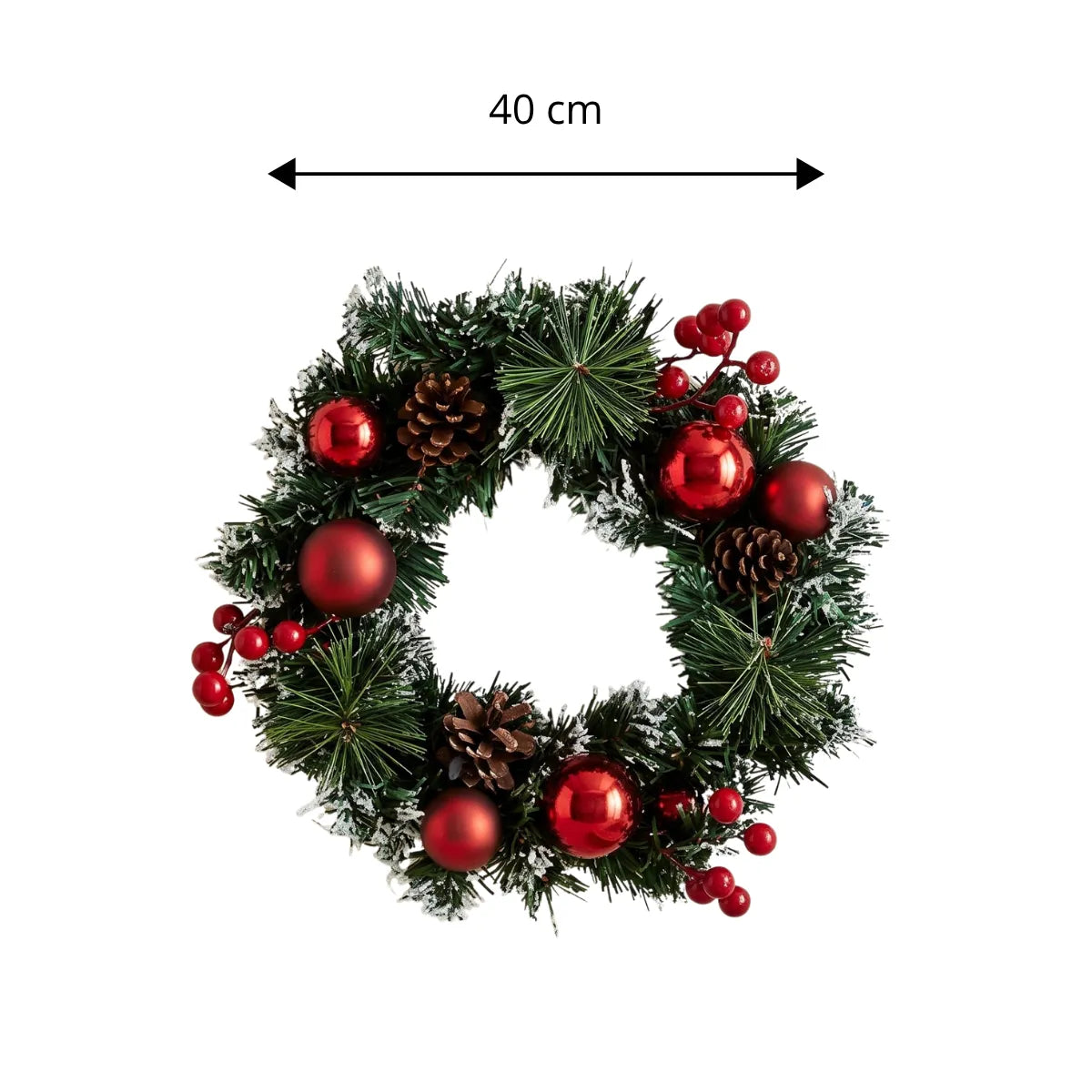 Guirlanda de natal com pinhas e bagas com medida de 40 cm de diâmetro, vista frontal em fundo branco