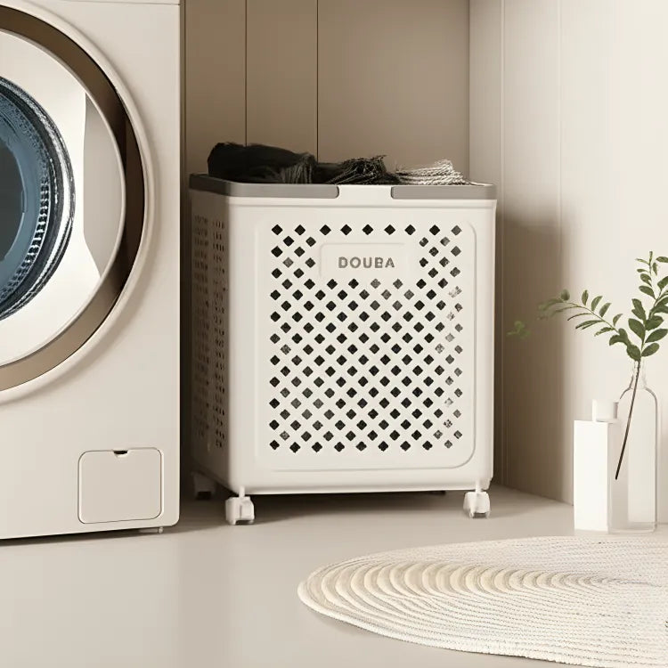 cesto-de-roupa-suja-dobravel-com-rodas-douba-branco-modernize-foto-cesto-de-roupa-suja-branco-com-roupas-em-lavanderia-moderna
