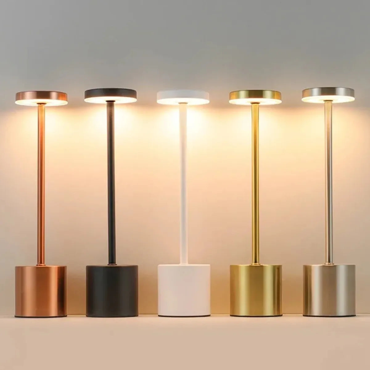 luminaria-abajur-de-mesa-led-allure-modernize-foto-luminarias-em-fundo-neutro