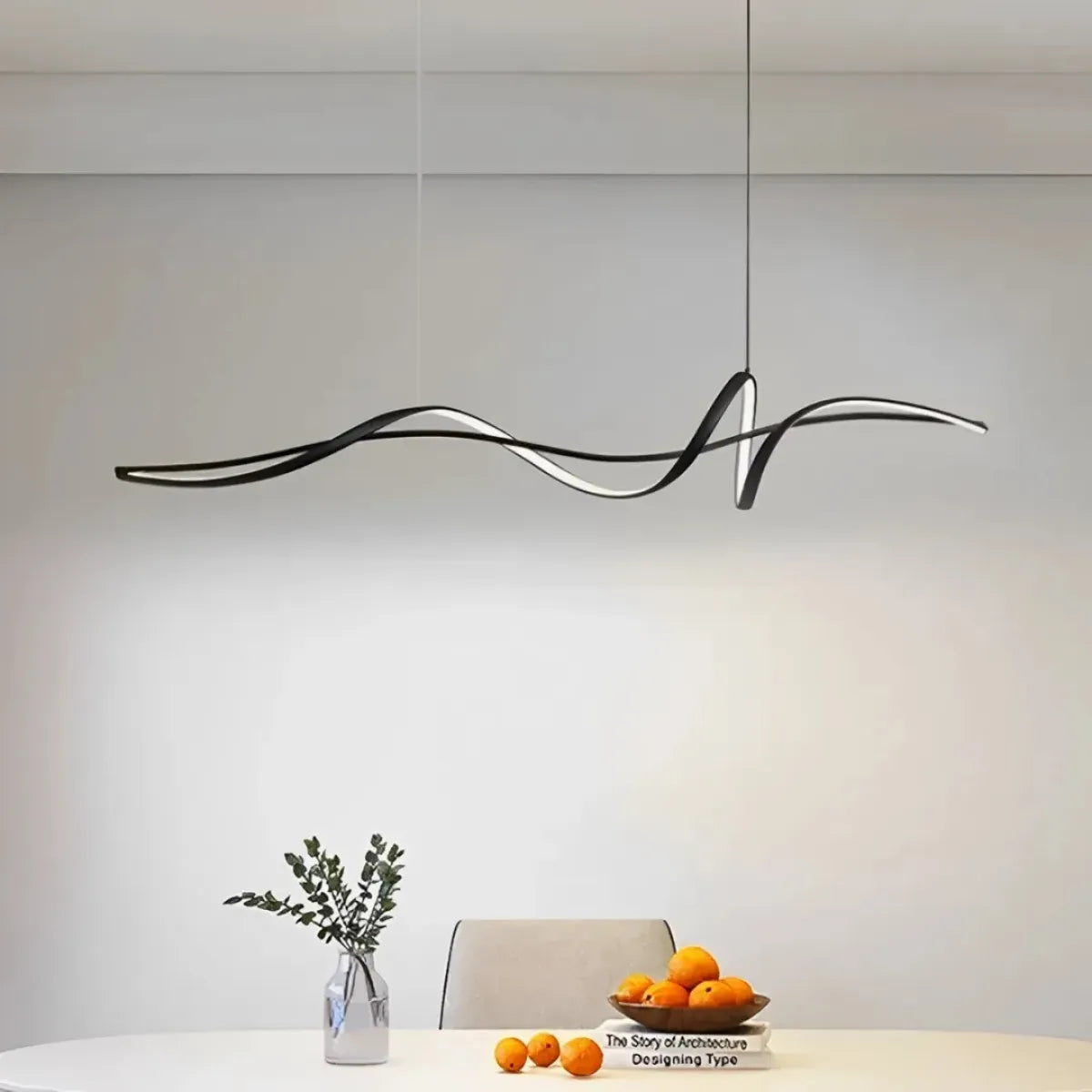 luminaria-de-teto-lustre-pendente-led-curvilineo-modernize-foto-lateral-lustre-iluminando-ambiente-neutro