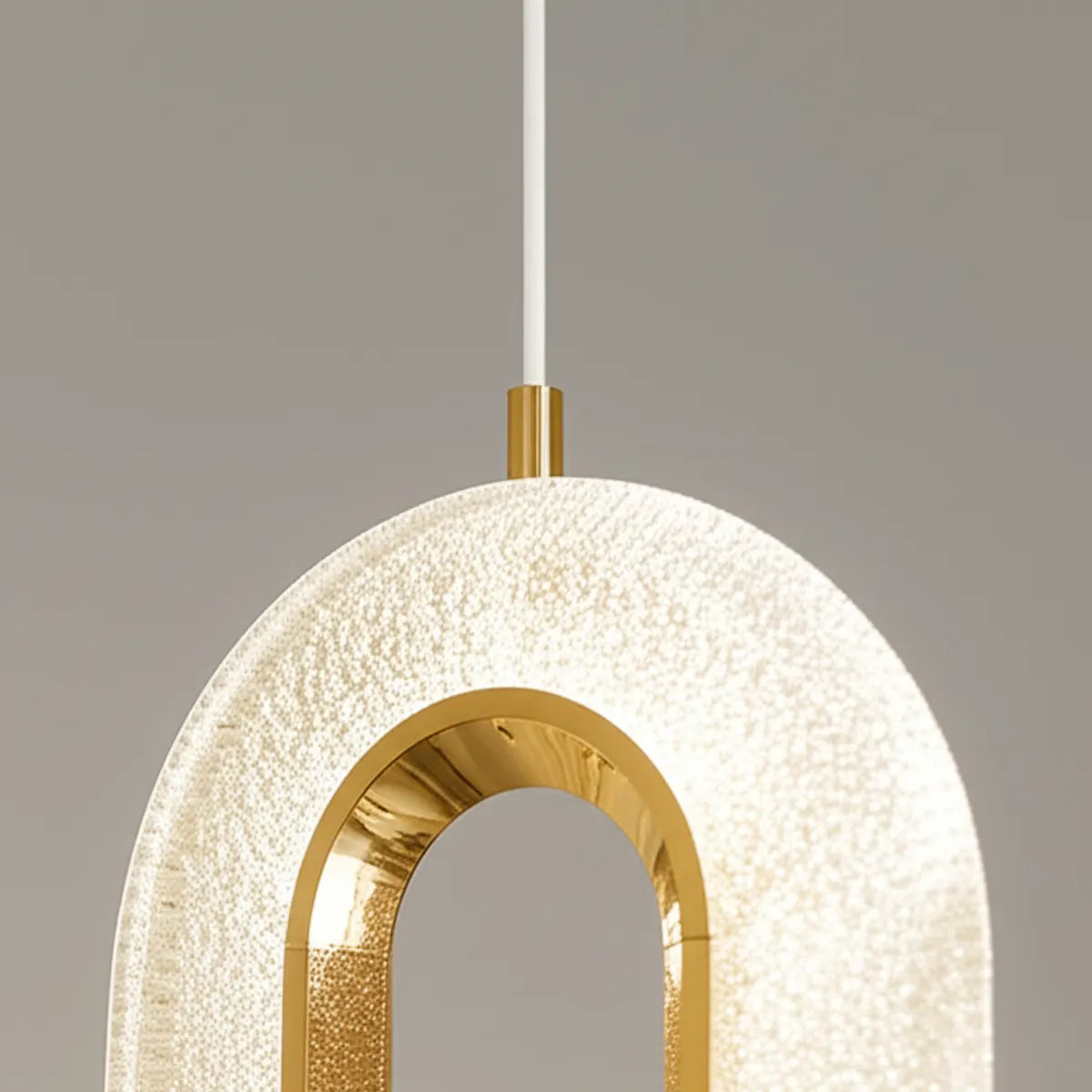 luminaria-de-teto-pendente-led-cristal-dourada-modernize-foto-zoom-luminaria-pendente-cristal-fundo-neutro