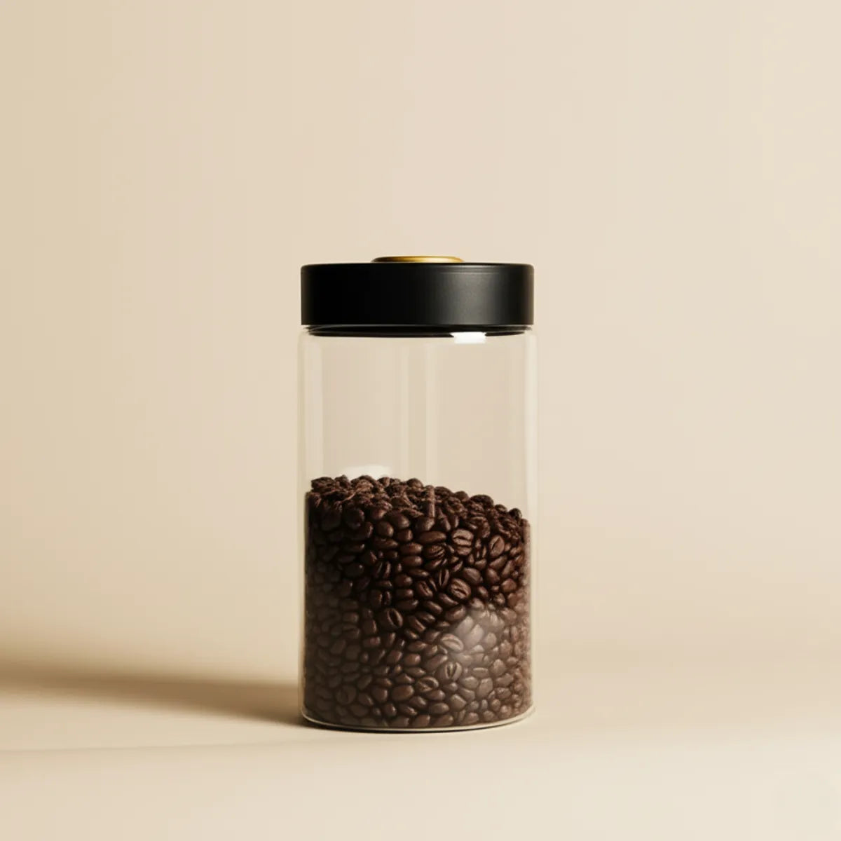pote-hermetico-de-vidro-selado-a-vacuo-modernize-foto-pote-hermetico-com-cafe-em-fundo-bege