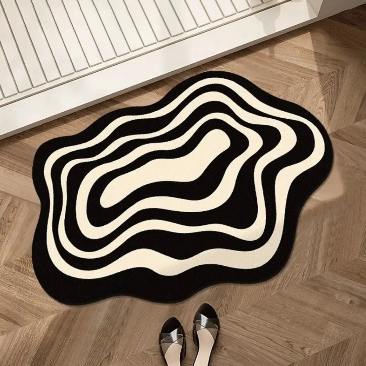 tapete-para-banheiro-antiderrapante-preto-e-branco-rubber-modernize-foto-tapete-em-banheiro-moderno-ambiente-claro